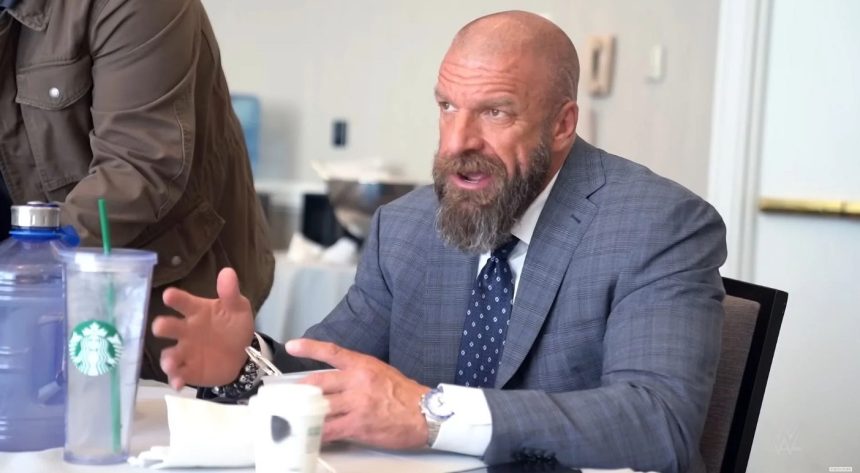 Exclusive: 23-Year Veteran Open to Remaining with WWE Indefinitely Exclusive: 23-Year Veteran Open to Remaining with WWE Indefinitely