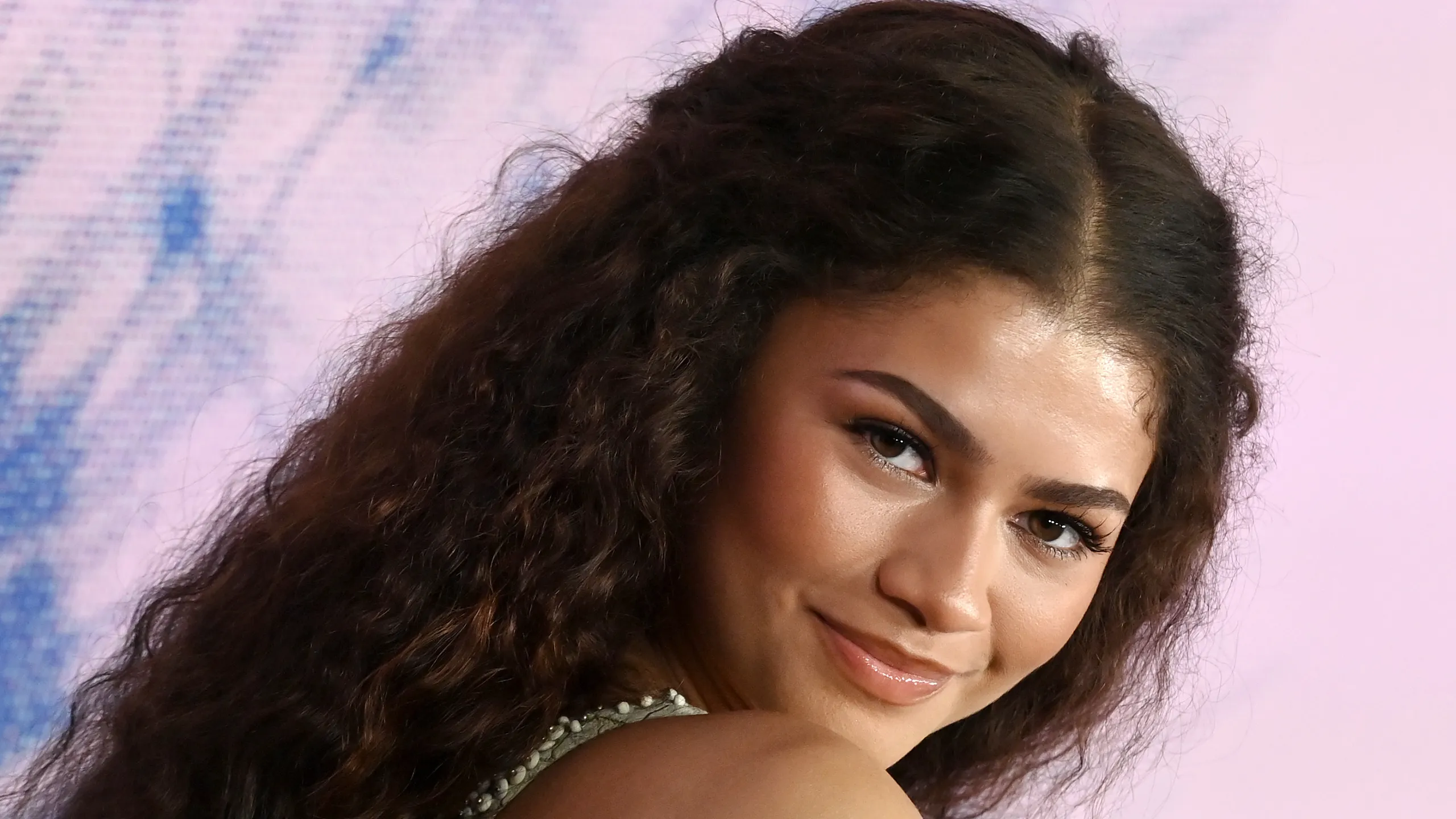 Zendaya's Movie 'Challengers' Takes Topspot at US Box Office
