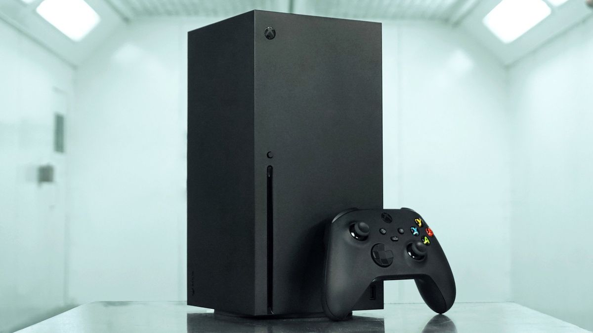 PS5 Pro Release Highlights Xbox Series X's Lack of Mid-Generation Refresh as Microsoft Shifts Focus to Future Developments